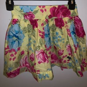 Flower short skirt